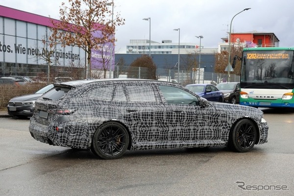 BMW M5ツーリング 新型のプロトタイプ