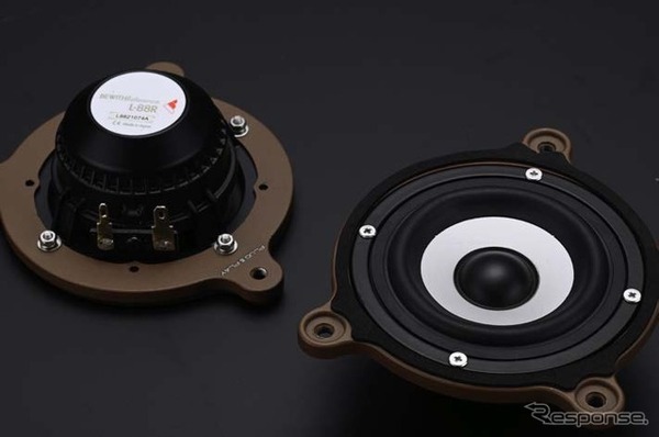 「L-88RS」を組み込んだミッドレンジスピーカー部