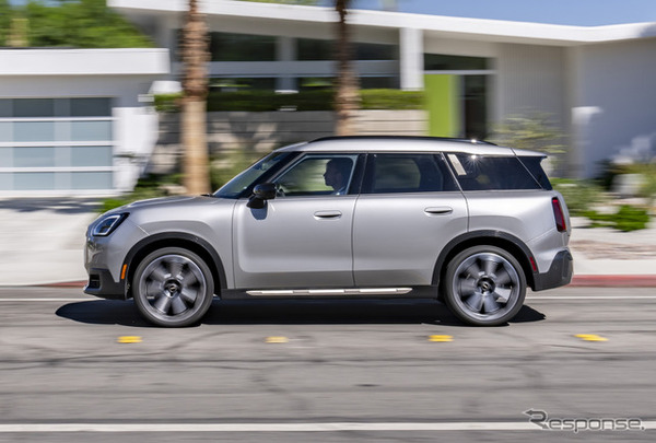 MINI カントリーマン S ALL4