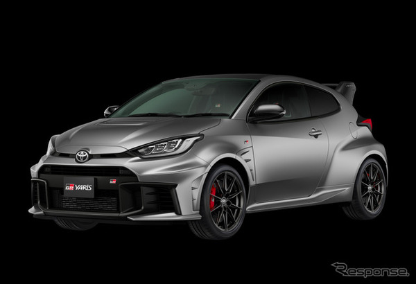 トヨタ GRヤリス RZ“High performance” + Aero performance package（プレシャスメタル）