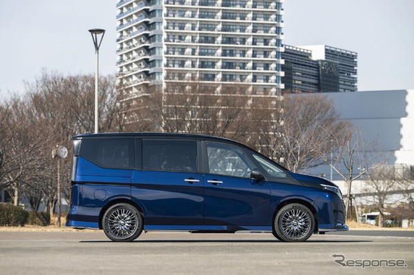 日産『セレナ AUTECH SPORTS SPEC』