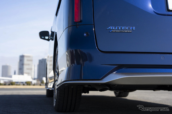 日産『セレナ AUTECH SPORTS SPEC』