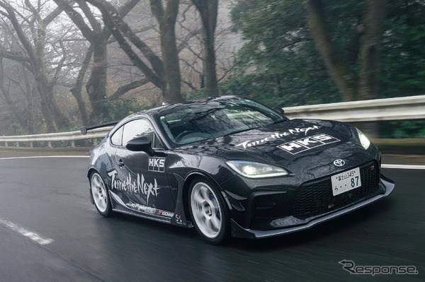 トヨタ GR86　HKS「ハイパーマックスS」装着