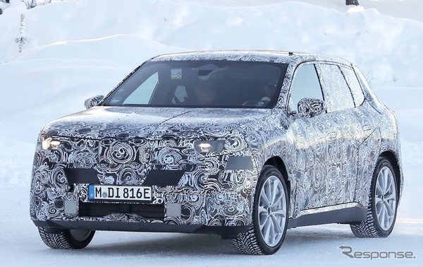 BMW iX1 次期型のプロトタイプ