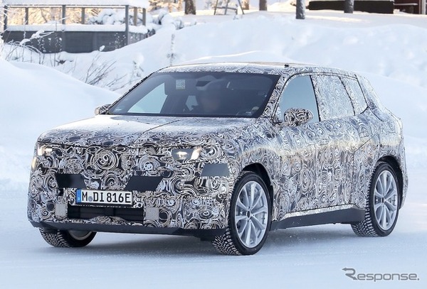 BMW iX1 次期型のプロトタイプ