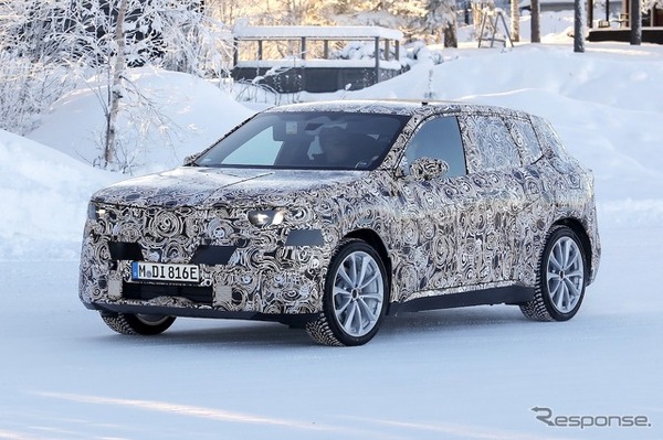 BMW iX1 次期型のプロトタイプ