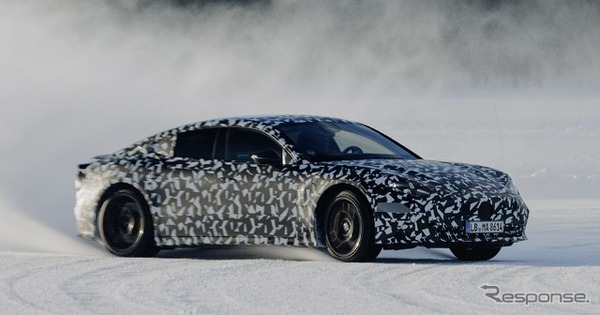 メルセデスAMG GT 4ドアクーペ 新型（プロトタイプ）