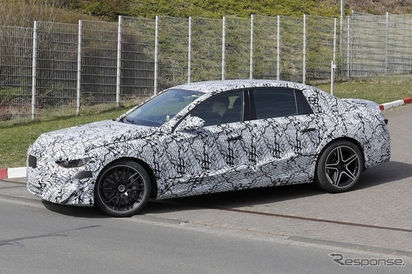 メルセデスAMG EクラスEQ プロトタイプ　