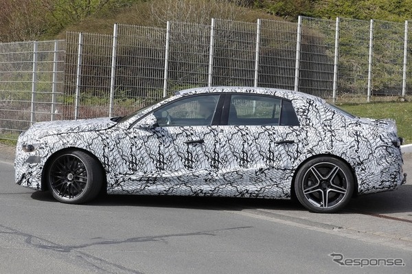 メルセデスAMG EクラスEQ プロトタイプ　