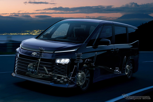 トヨタ ヴォクシー（S-Z・2WD・7人乗り）オプション装着車