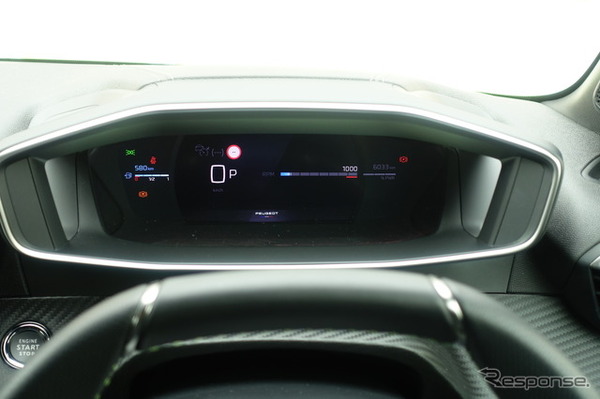 プジョー 208 GTハイブリッド