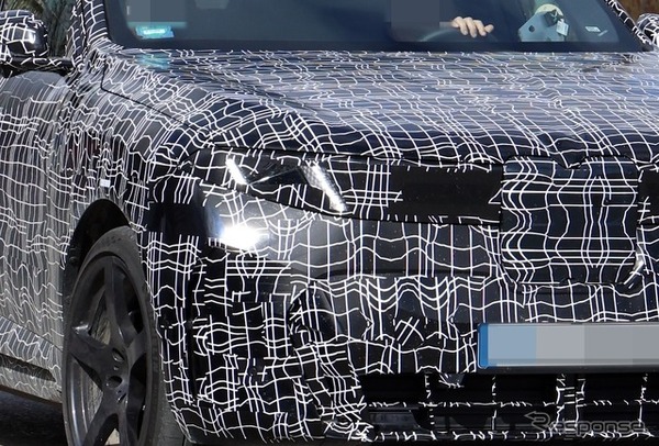 BMW iX5 M70 新型のプロトタイプ