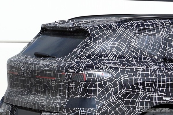 BMW iX5 M70 新型のプロトタイプ