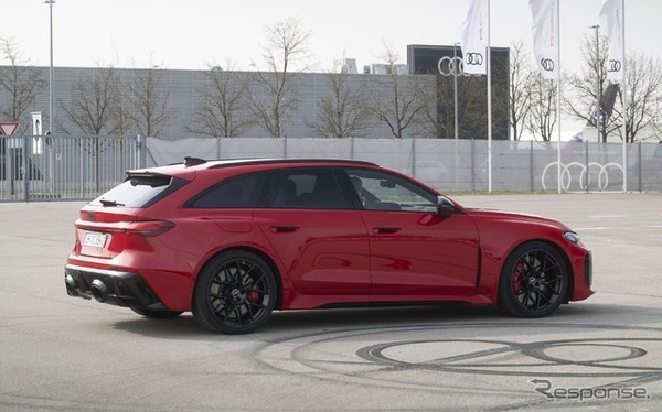 アウディ RS 5 新型