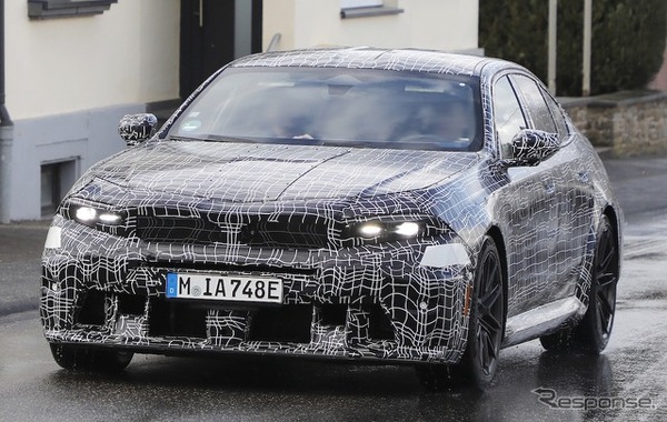 BMW M5改良新型のプロトタイプ