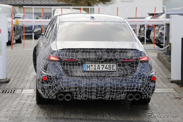 BMW M5改良新型のプロトタイプ