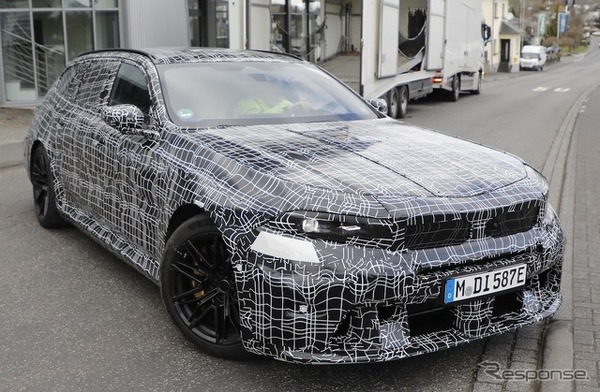 BMW M5改良新型のプロトタイプ