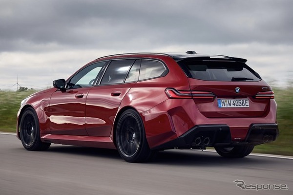 BMW M5ツーリング 現行