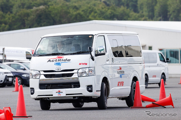 KYB「ActRide」