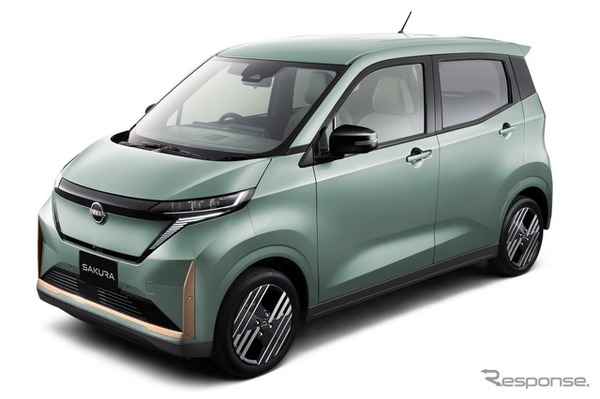 日産サクラ改良新型：Gグレード、セラドングリーン