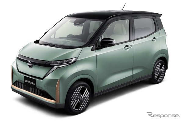日産サクラ改良新型：Gグレード、セラドングリーン・ブラック