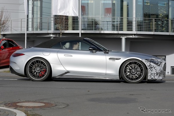 メルセデスAMG SL 改良新型のプロトタイプ
