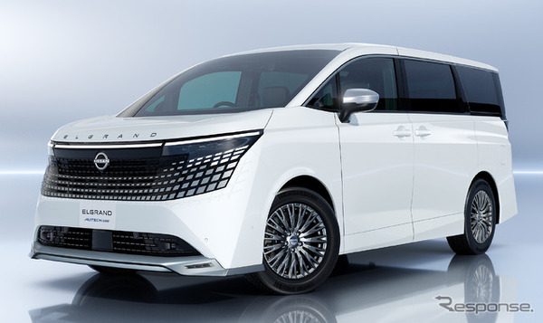 日産 エルグランド AUTECH LINE