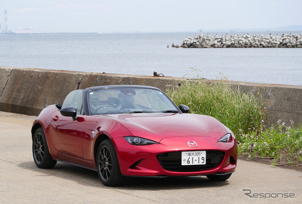 マツダ ロードスターRS
