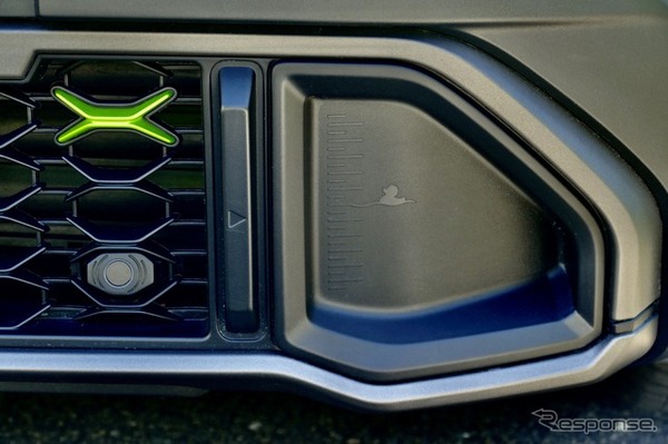 ジープ アベンジャー4xe Hybrid Upland