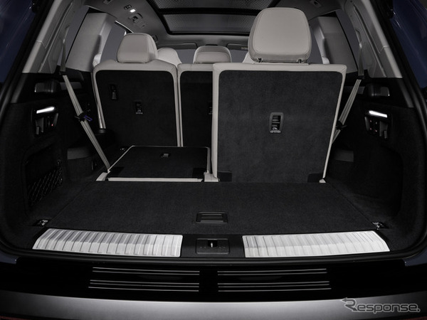 アウディ Q7 新型