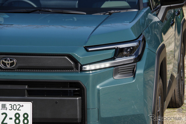 トヨタ RAV4 アドベンチャー ハイブリッド