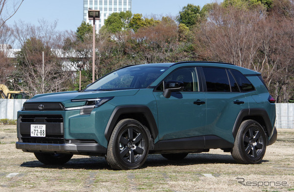 トヨタ RAV4 アドベンチャー ハイブリッド
