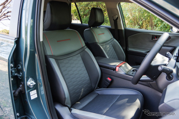 トヨタ RAV4 アドベンチャー ハイブリッド