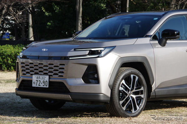 トヨタ RAV4 Z ハイブリッド