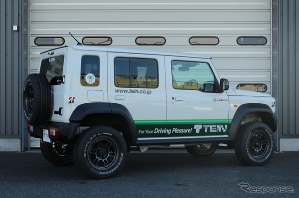 テイン 4x4ダンパースポーツ　ジムニーノマド装着例（基準車高純正比　フロント：55mmアップ / リア：45mmアップ）