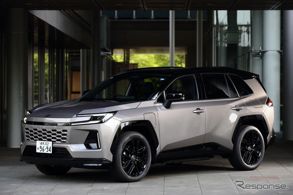 トヨタ RAV4 PHEV Zグレード