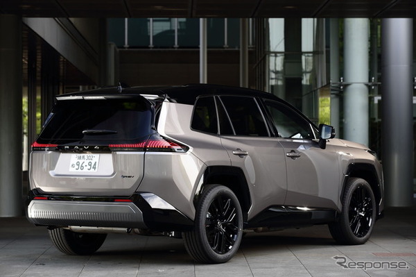 トヨタ RAV4 PHEV Zグレード