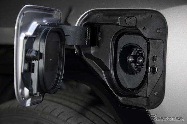 トヨタ RAV4 PHEV Zグレード