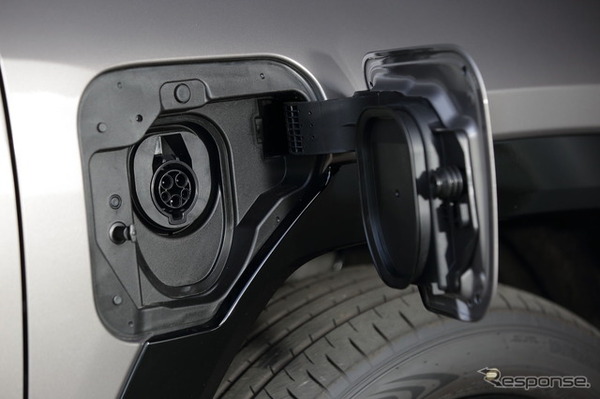 トヨタ RAV4 PHEV Zグレード