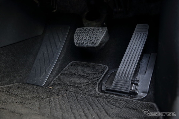 トヨタ RAV4 PHEV Zグレード