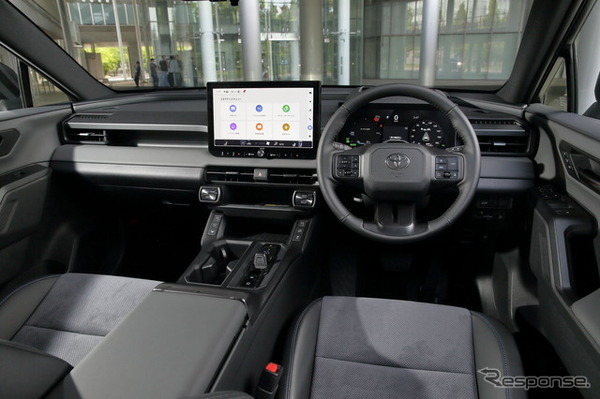 トヨタ RAV4 PHEV Zグレード