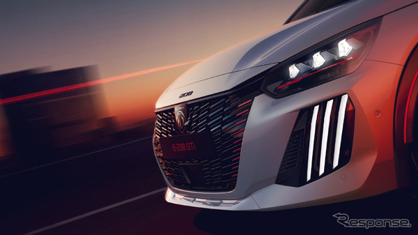 プジョー『E-208 GTi』
