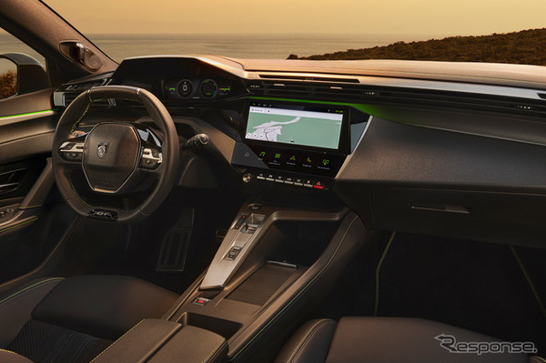 プジョー 408 GT HYBRID 改良新型