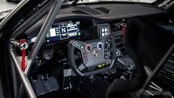 ポルシェ『911 GT4 R』