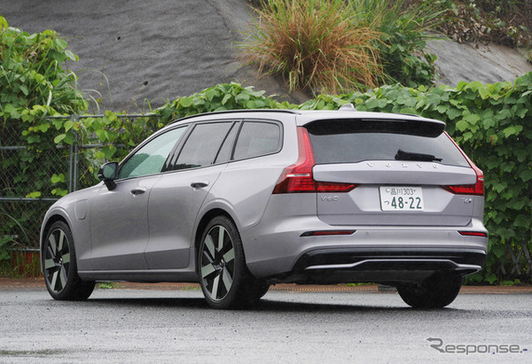 ボルボ V60 PHEV