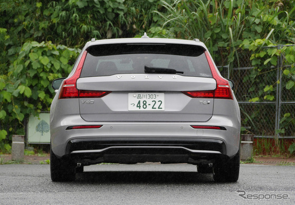 ボルボ V60 PHEV