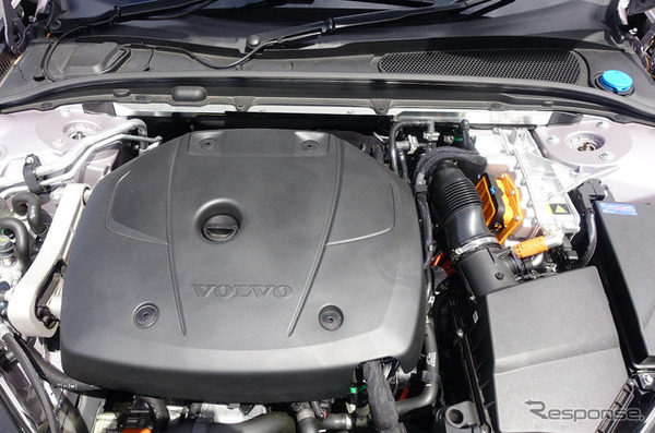 ボルボ V60 PHEV