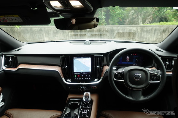 ボルボ V60 PHEV