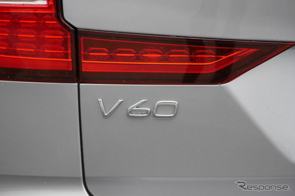 ボルボ V60 PHEV
