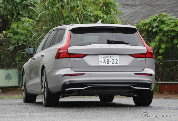 ボルボ V60 PHEV
